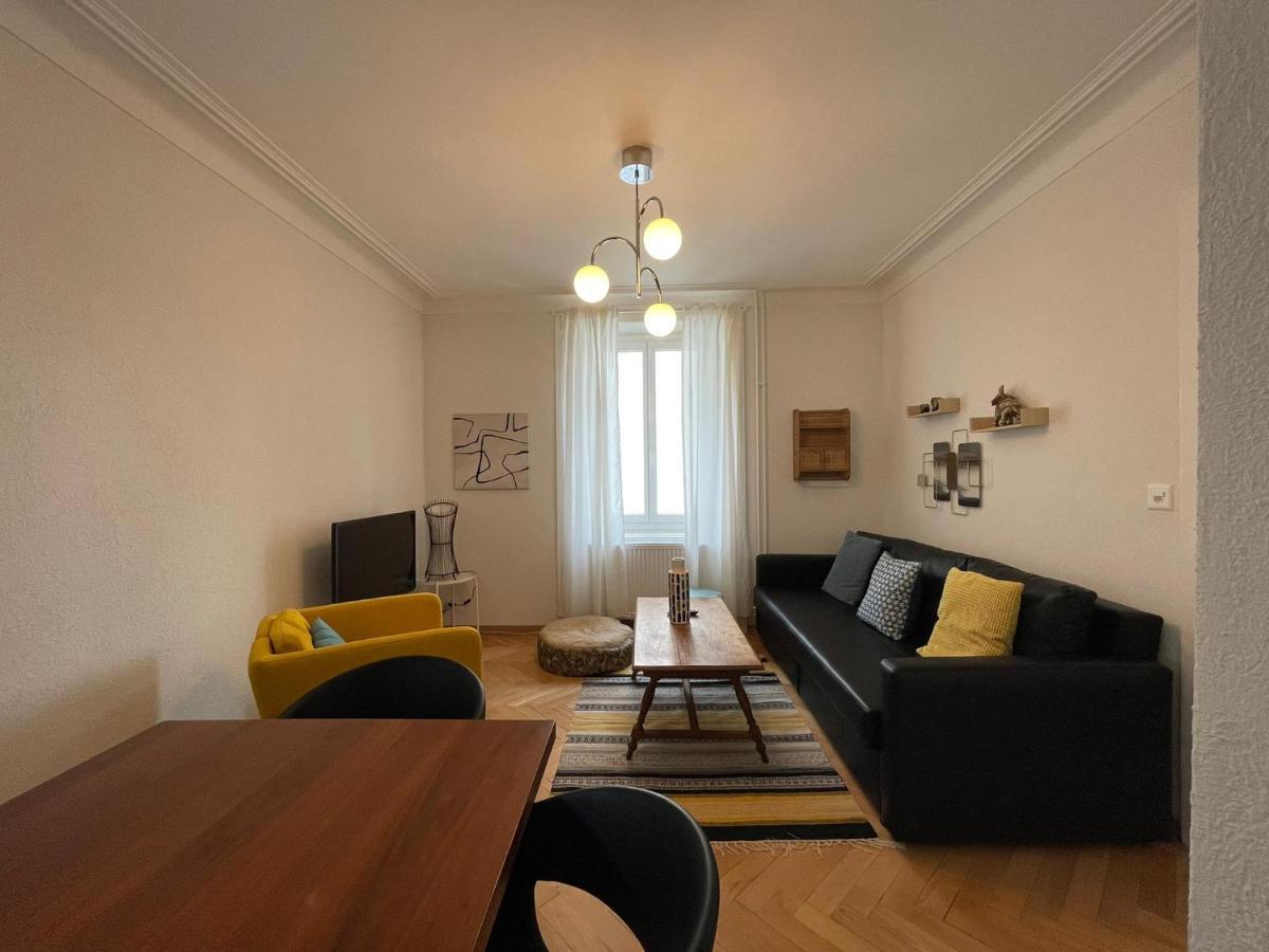 Appartement Luna Avec Parking Couvert Prive Le Locle Exterior photo