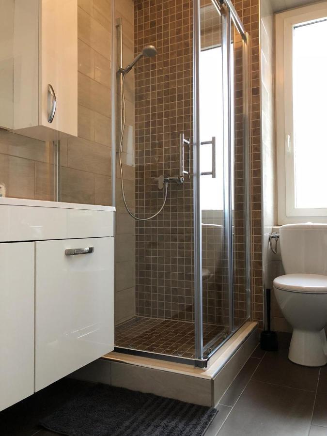 Appartement Luna Avec Parking Couvert Prive Le Locle Exterior photo