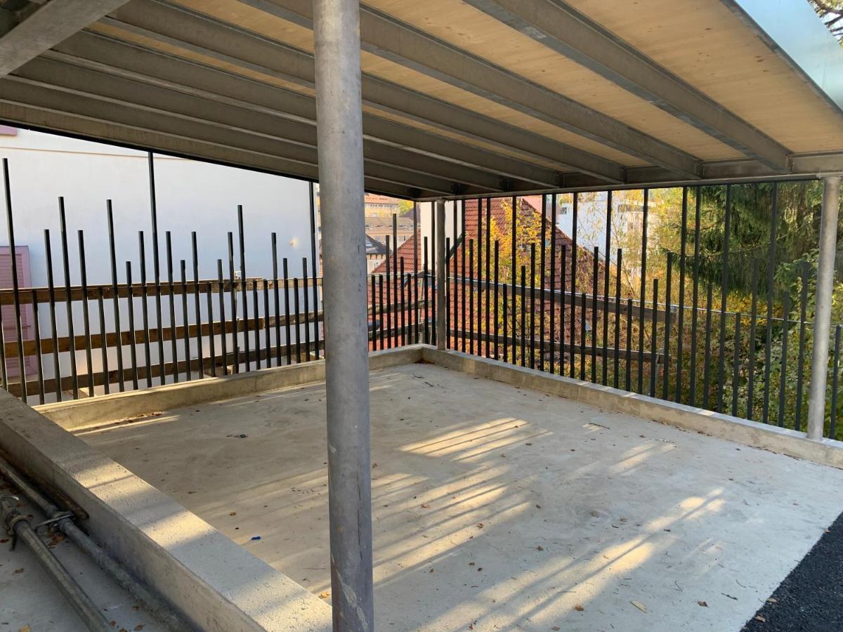 Appartement Luna Avec Parking Couvert Prive Le Locle Exterior photo